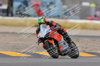 media/Jan-15-2023-SoCal Trackdays (Sun) [[c1237a034a]]/Turn 2 Set 2 (1155am)/